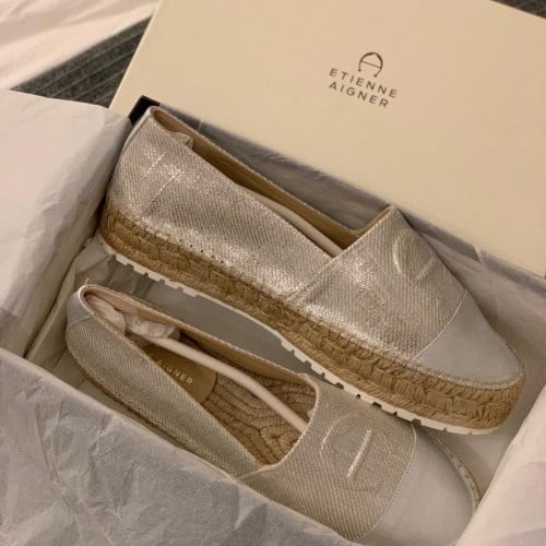 Etienne aigner مقاس 39.5