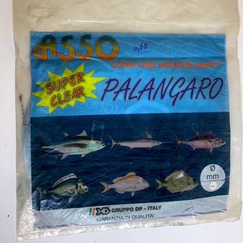 لفة خيط ايطالي مقاسات مختلفة لون أزرق من شركة ASSO