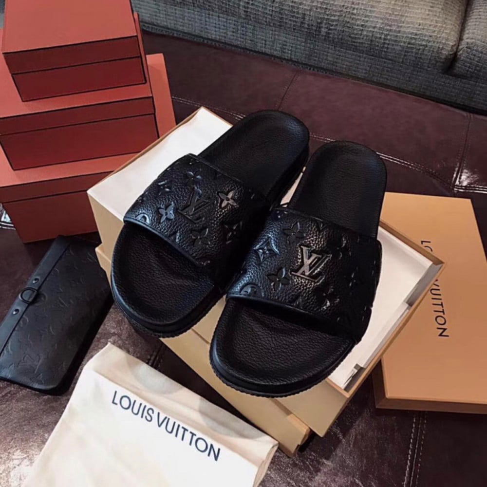 LV Slipper