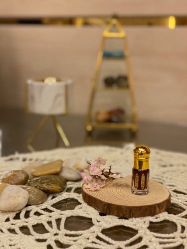 دهن عود تايلندي درجة ثانية