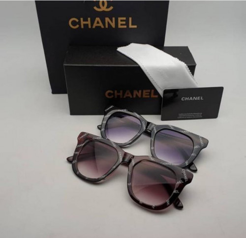 نظارة شانيل  متوفر اللون البني فقط