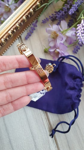 إسوارة ماركة توري بورتش