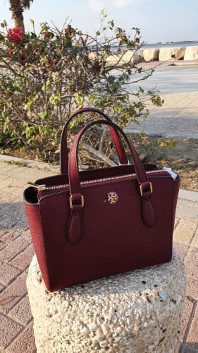 شنطة توري بورتش