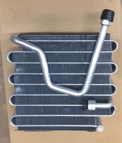 EVAPORATOR COIL MITSUBISHI PAJERO No 11086M    ثلاجة متسوبيشي باجيرو