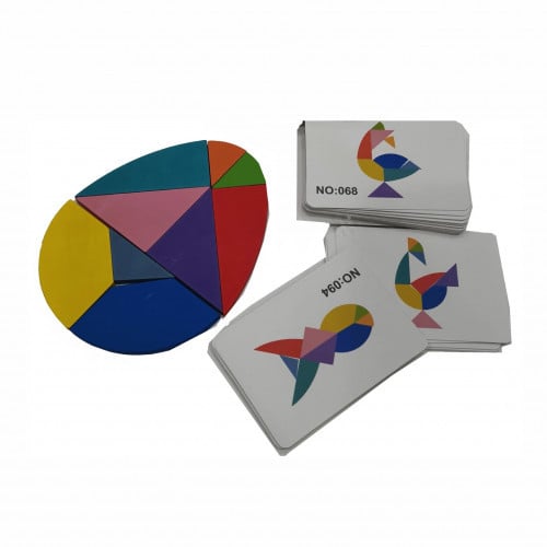 القطع البيضاوية مع بطاقات في علبة