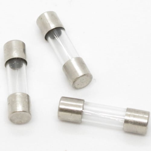 علبة مكونة من 5 فيوزات قوة 5A