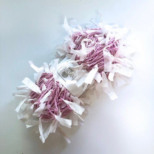 خيط وردي مخلتف