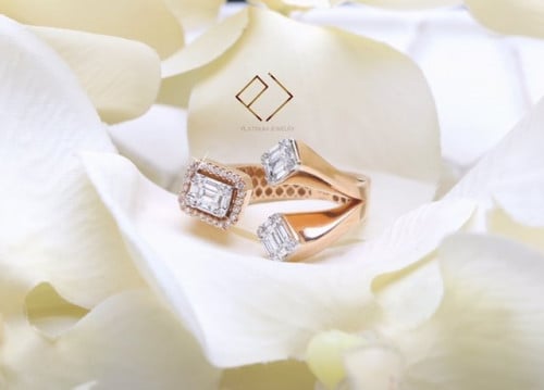 خاتم ذهب مرصع بالالماس الصافي