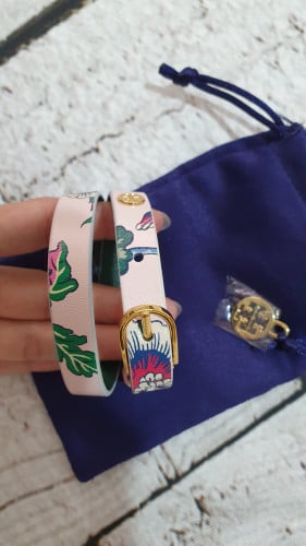 إسواة ماركة توري بورتش