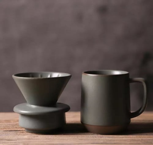 طقم قمع مع كوب بتصميم ياباني300 مل