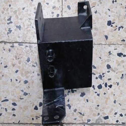 #12250C  قاعدة كمبروسر هينو ونيسان يو دي / COMPRESSOR BRACKET HINO TRUCK AND NISSAN UD TRUCK