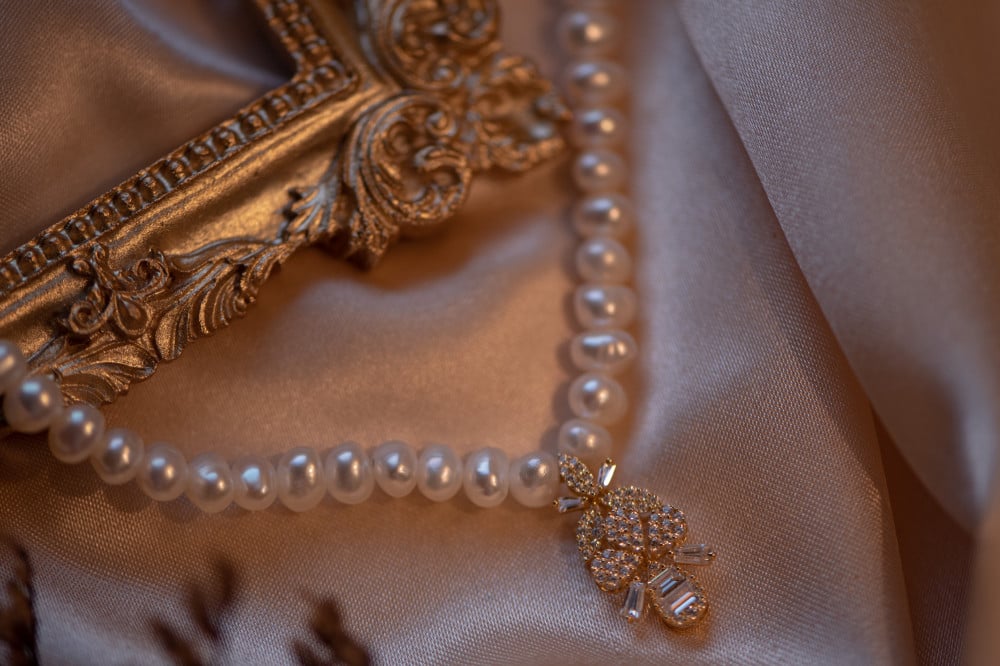 Lulu luxury necklace مجوهرات اليافعي جمان