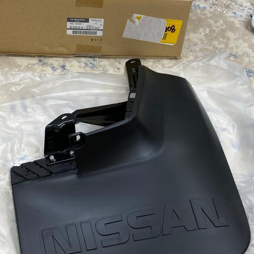 نسافة أمامي يمين لباترول 88-97 للسوبر سفاري