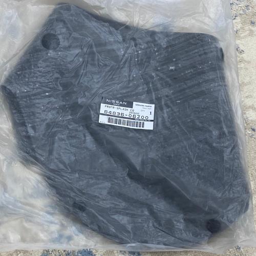 ربلة جنب المكينة يمين مع الكلبسات لباترول 88-97