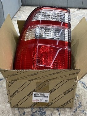 اسطب خلفي يسار للاندكروزر 2003-2005