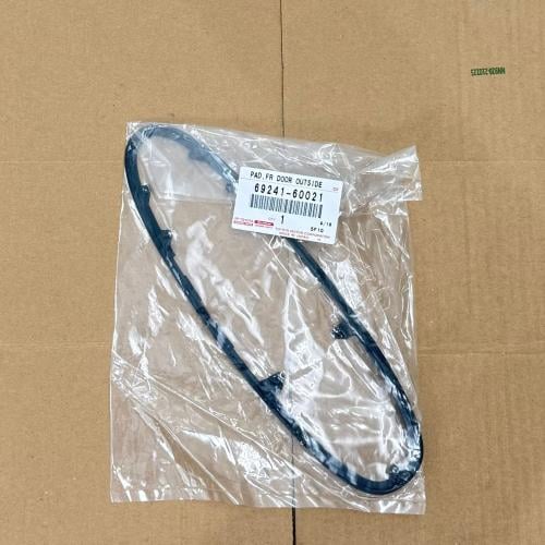 جلدة يد باب الخارجي للاندكروزر 2007 وتحت