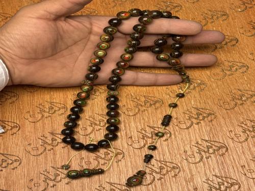 سبحة الواح التزلج خراطه القرش ١١ ملي عدد الخرز ٥١ خرزة شاهد وراس كبوس سبير