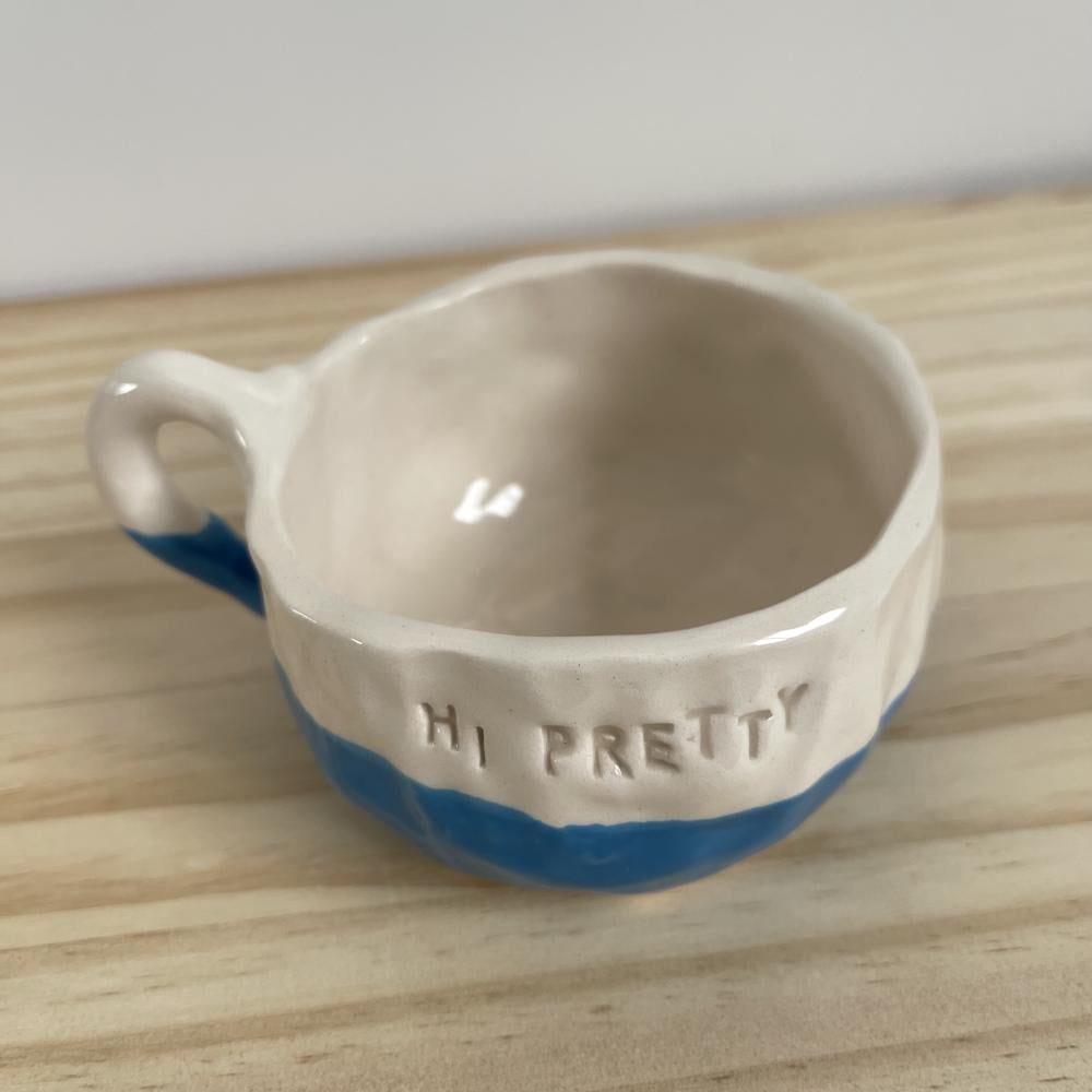 كوب blue بعبارة Hi pretty