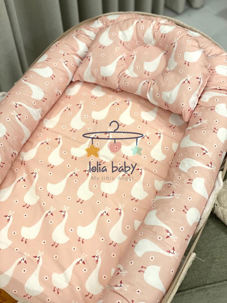 سرير متنقل بيج للبنات