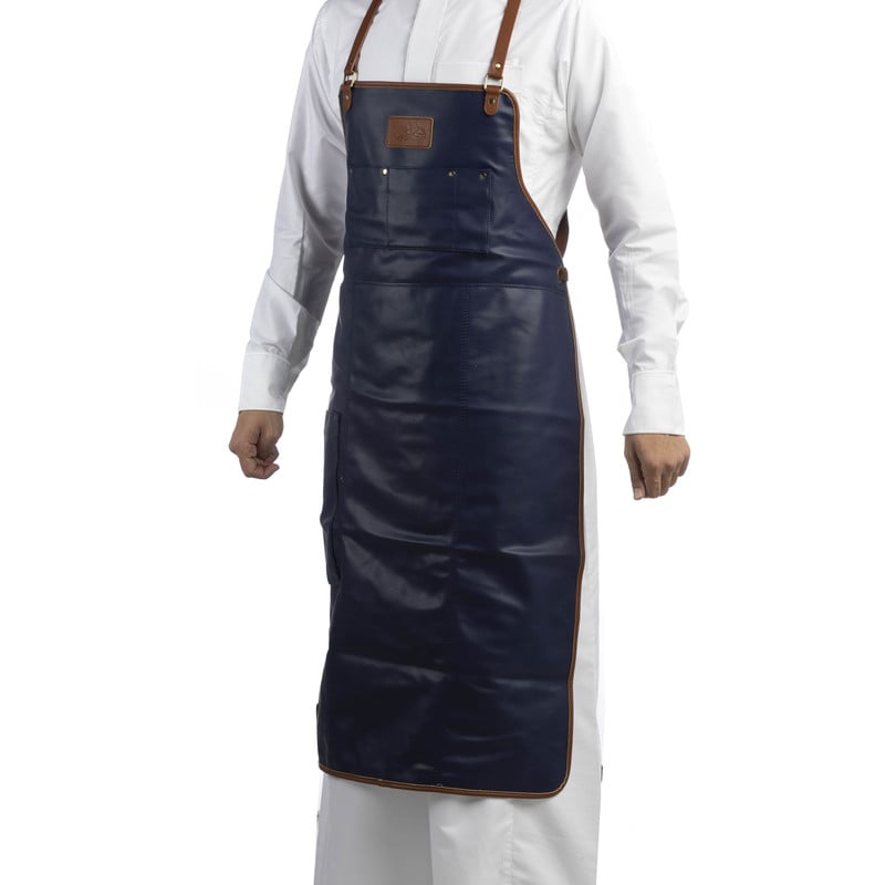 مريلة بي في سي مع قماش جنز من الداخل