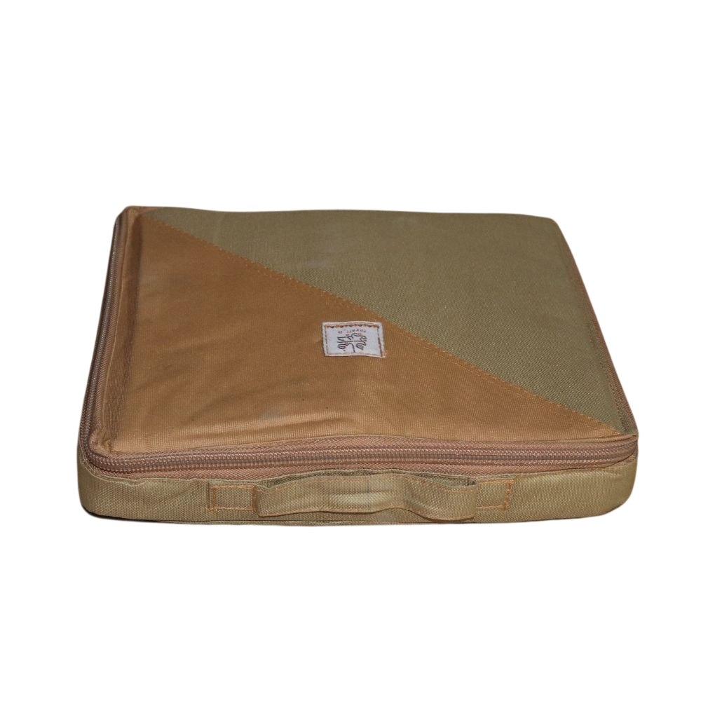 منقل سفري مصفط مربع صغير بجراب