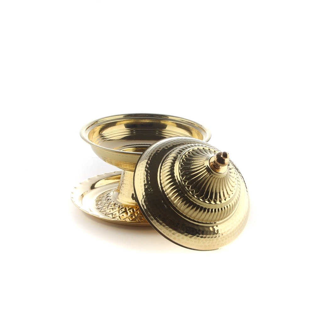 مطبقية تمر ذهبي منقوش وسط