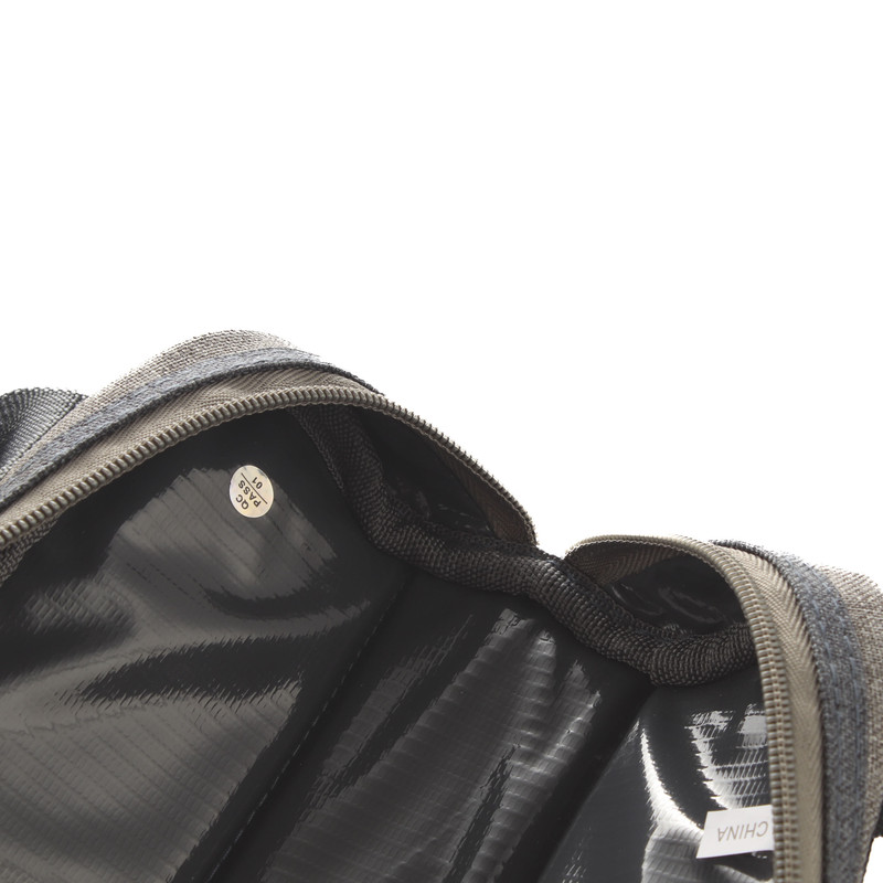 شنطة كاسات وفناجيل رمادي فيافي 10255