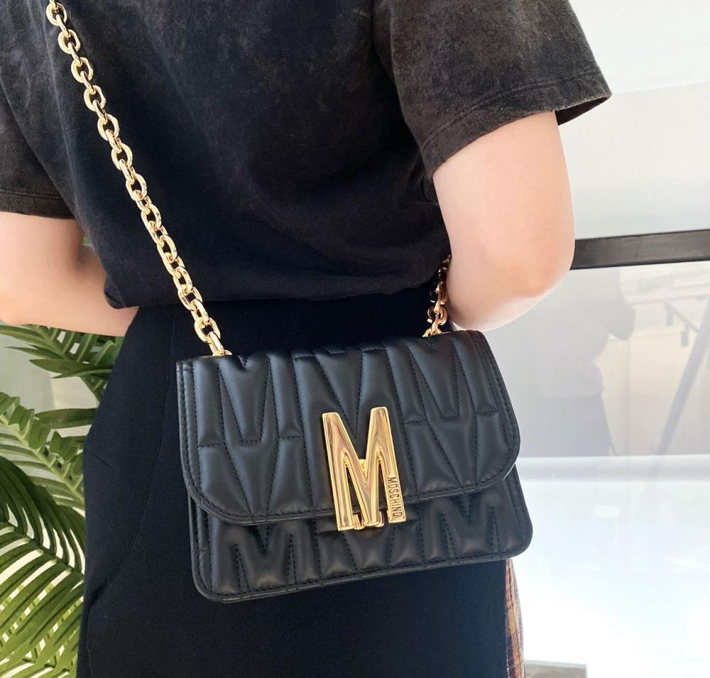 MOSCHINO CROSSBODY QUILTED BAG
