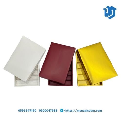 علب ورقية مقسمة للحلويات