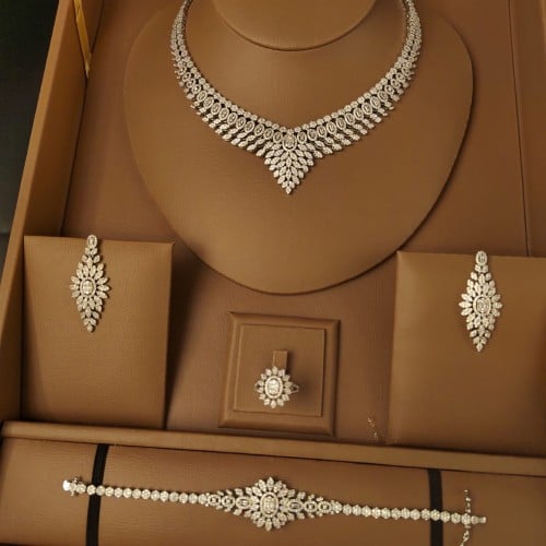 اطقم اكسسوارات اولوية العناية