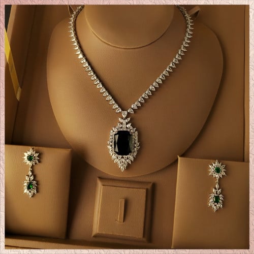 مجوهرات زركون اولوية العناية