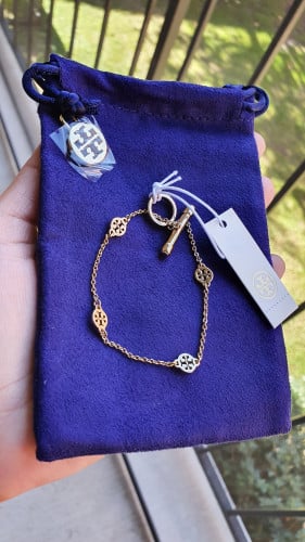 إسوارة ناعمة من توري بورتش