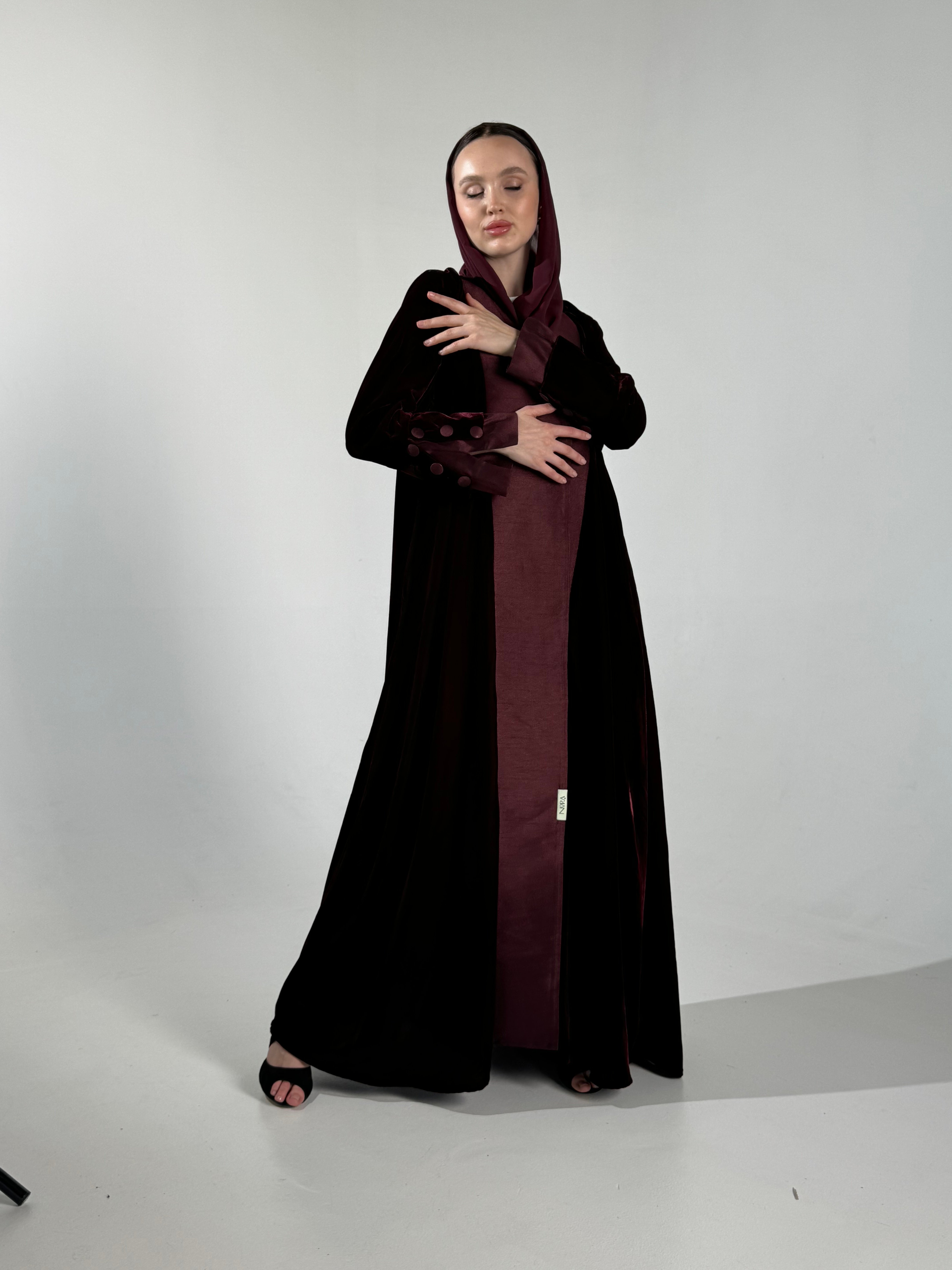 ‏The morron moon | القمر العنابي