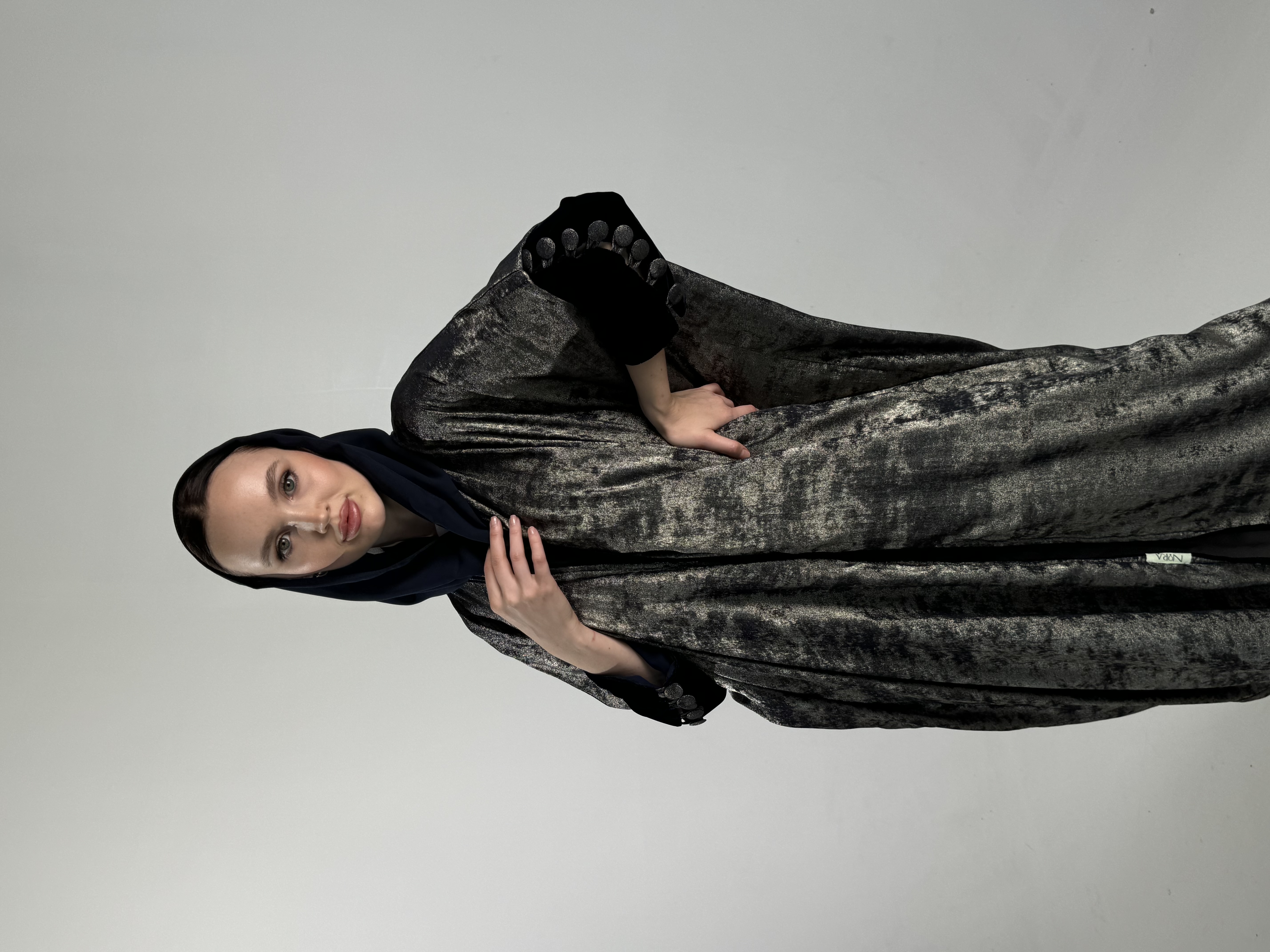 ‏Silver | فِضي