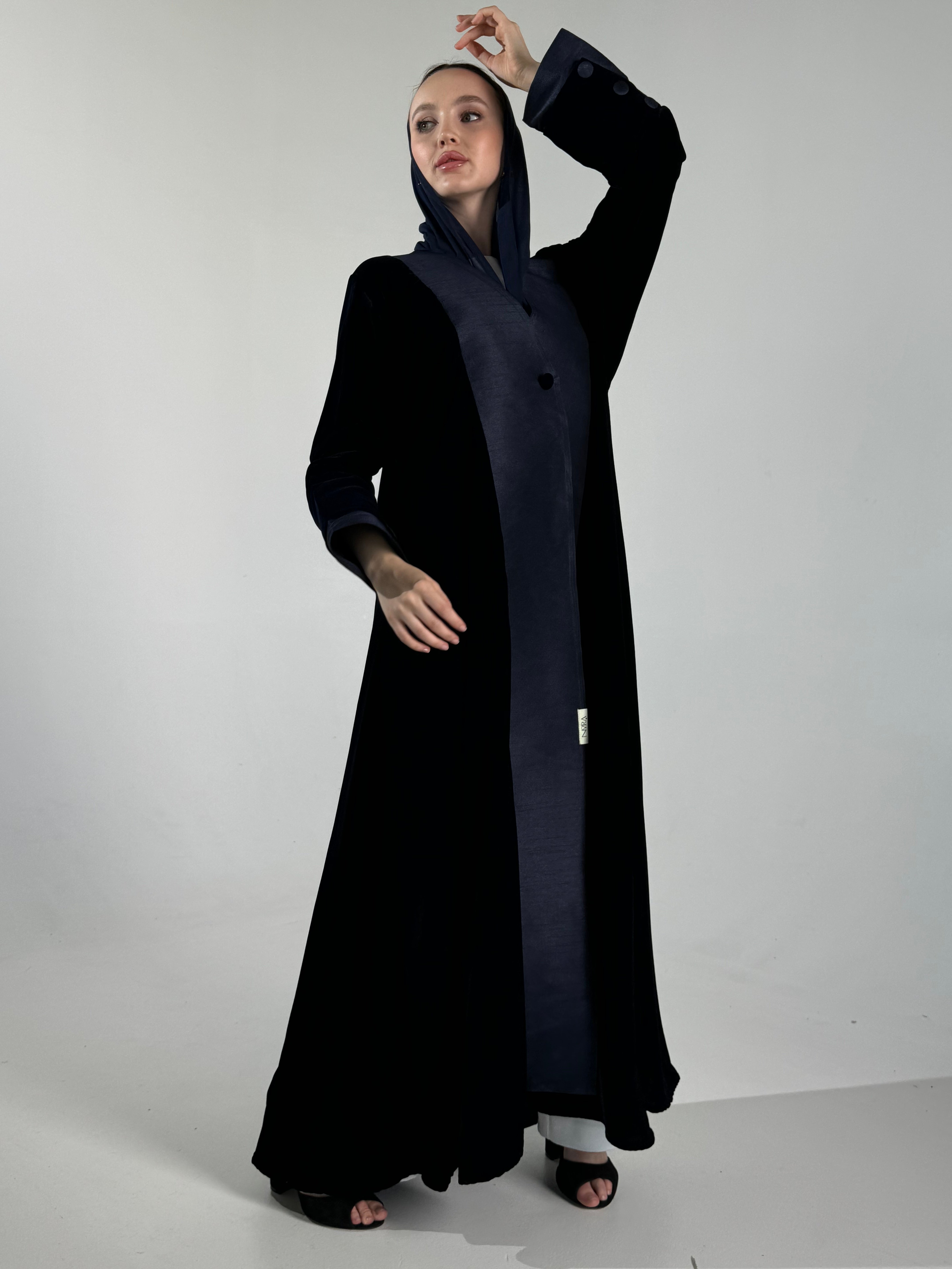 ‏The blue moon | القمر الأزرق