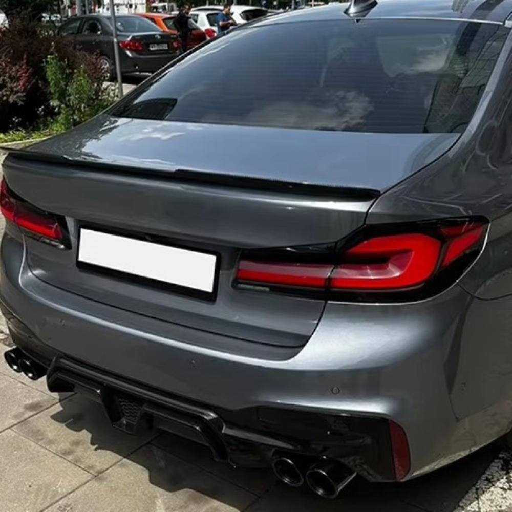مخارج شكمان BMW G30 فضي