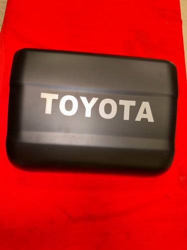 غطا ونش اسود درجه اولي لاندكروزر من 2007 وتحت