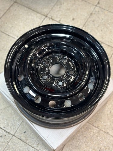 جنوط دمعه مبزر 1.5 فضي يركب هايلوكس من 2006 الى 2016 طقم