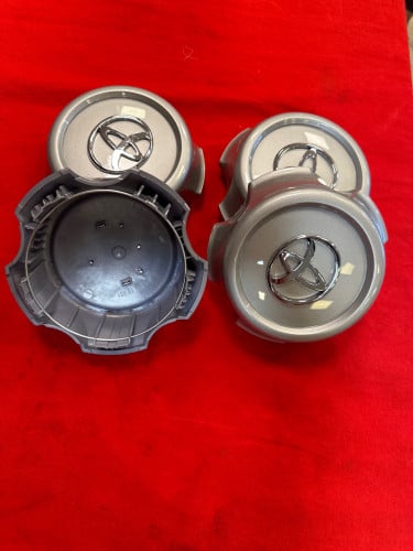 اكواب لاندكروزر 2002 درجه اولي طقم