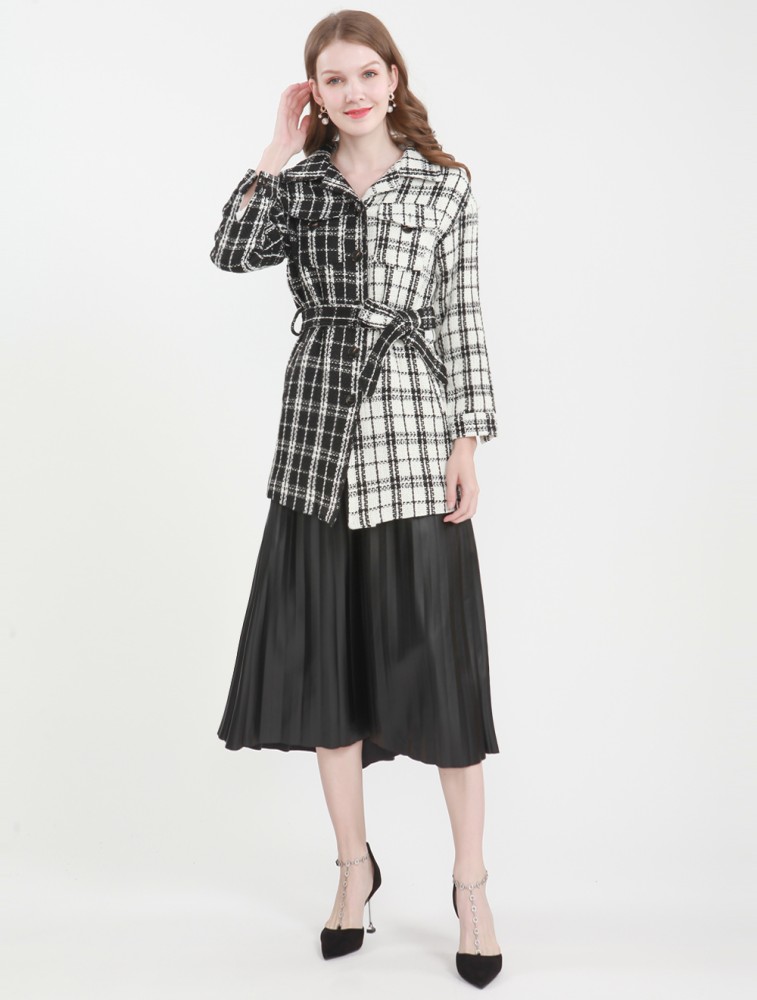 جاكيت نسائي شتوي بلون مغاير