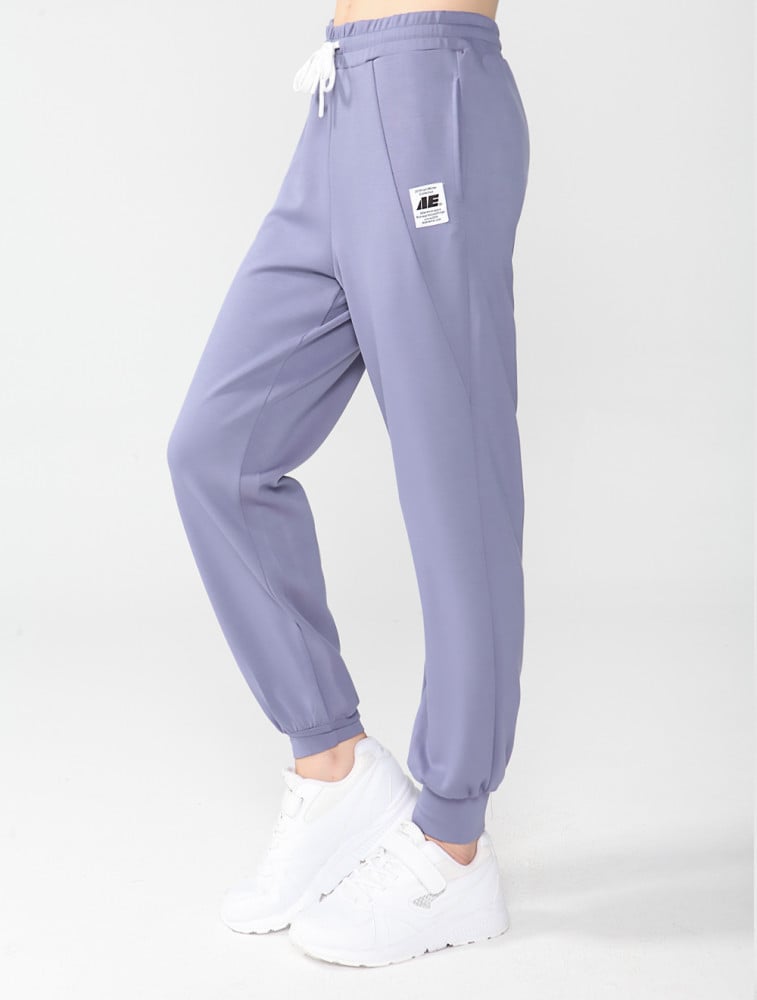 Adidas originals ryv discount cuffed joggers in lilac