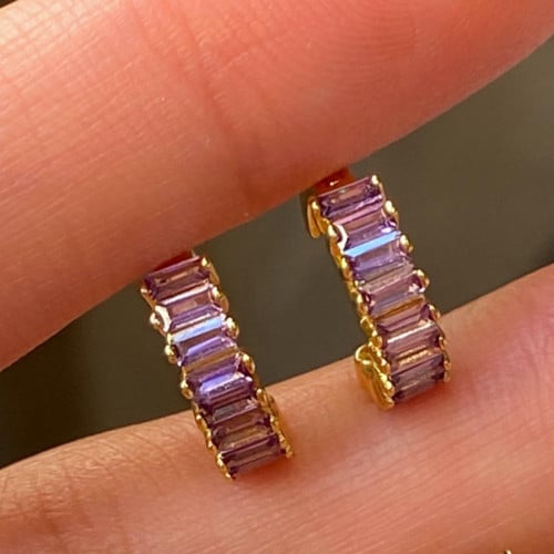 ( E ) earring  "purple "