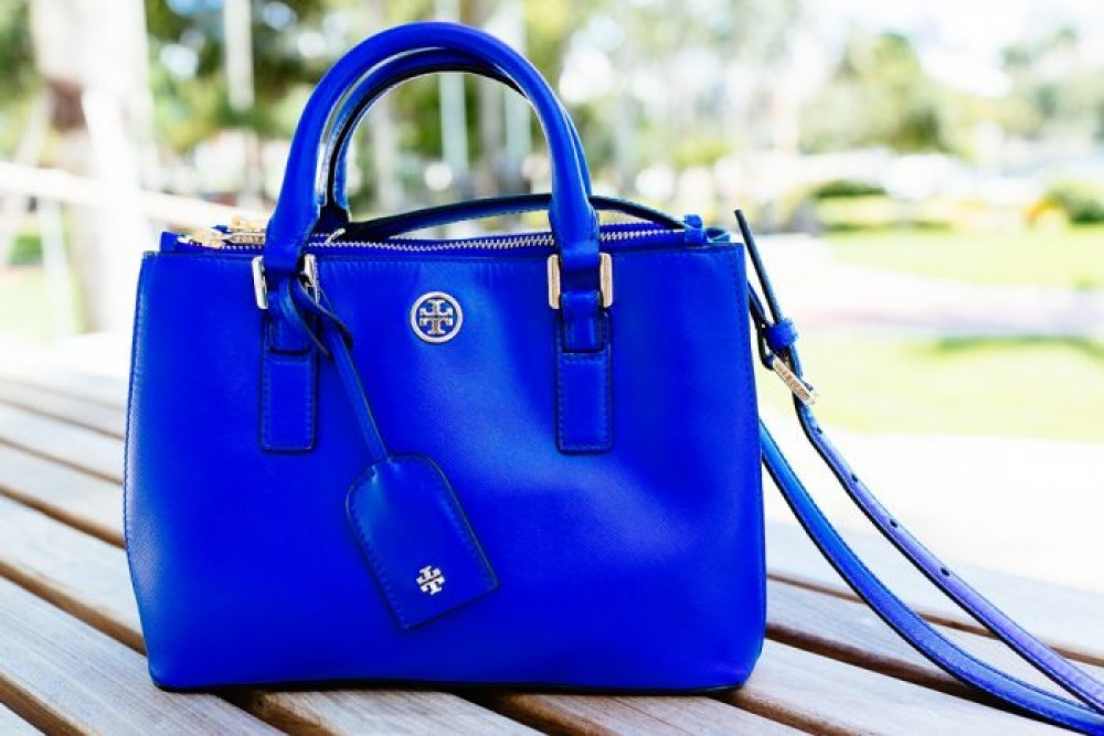 تعتبر حقائب Tory Burch وسيلة رائعة للمرأة لتبقى أنيقة ومنظمة