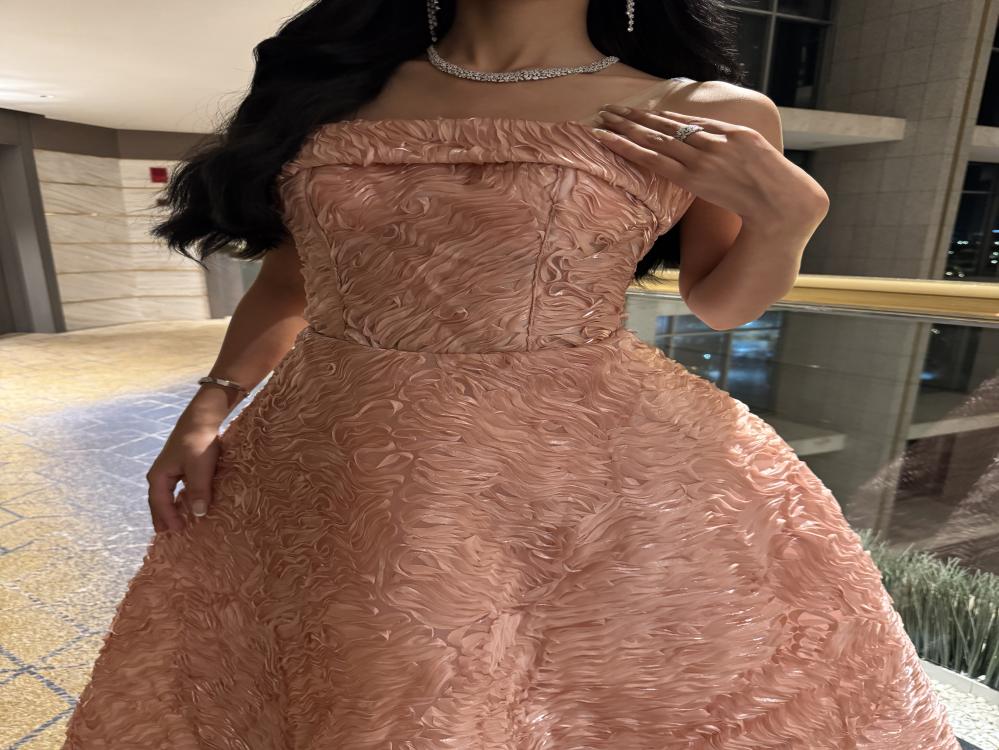 فستان Gown