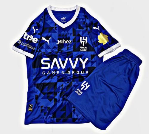 طقم الهلال الاساسي مع شورت 2025