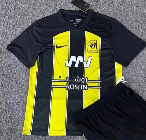 طقم الاتحاد السعودي