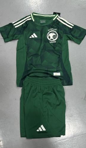 طقم المنتخب السعودي الاخضر ولادي مع شورت