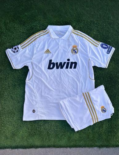 طقم ريال مدريد جامبو كلاسيك فئة الجمهور 2011/12