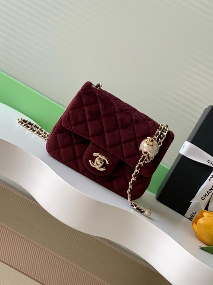 شنط شانيل ٢٠٢٥  برايانا  230879