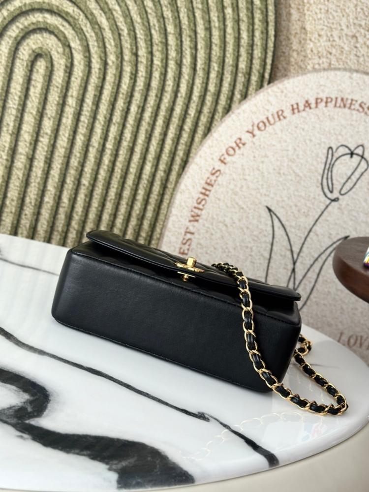 شنط شانيل برايانا  215708